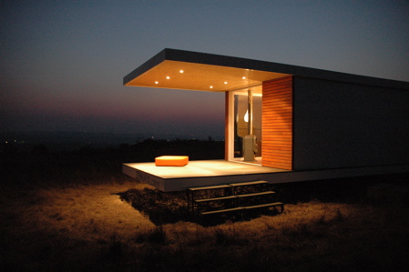 zenkaya-at-night-hl.jpg
