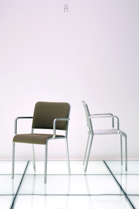20-06-armchair.jpg