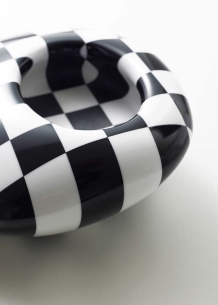 02_india-mahdavi_corian.jpg