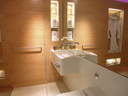yotel_bathroom.jpg