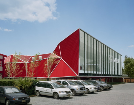 nestle_0301.jpg