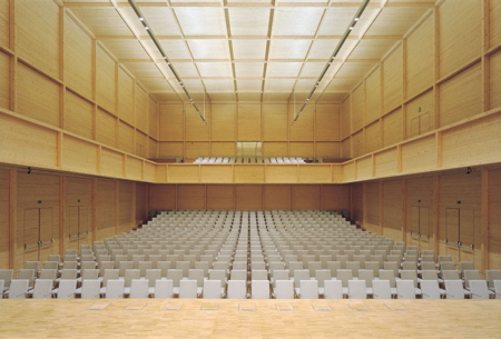 2001_l.jpg
