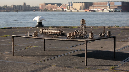 technocrat-bronze-table-05.jpg
