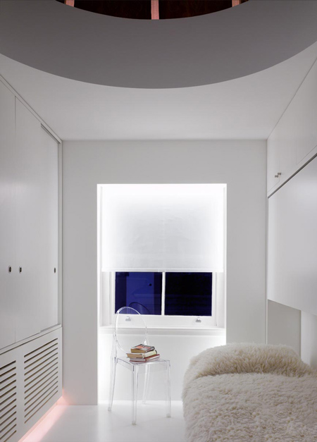 02-small.jpg