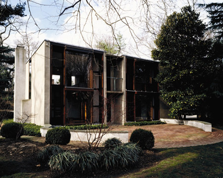 kahn_lowres_4.jpg