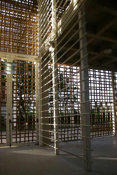 selbibvillan08_rt8.jpg