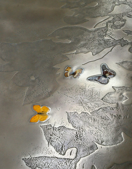 3butterfly-table-and-benche.jpg