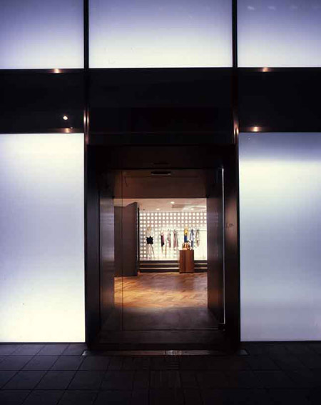 phillip-lim-tokyo_15_lo.jpg