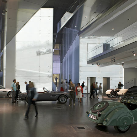 10_bmw-platzsqu.jpg