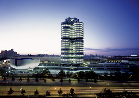 bmw-museum-munich-01_exterior-view.jpg