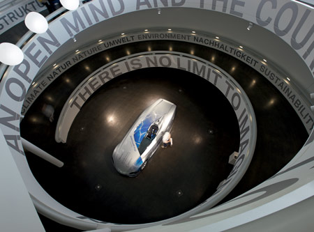 bmw-museum-munich-26_rise-in-the-bowl.jpg