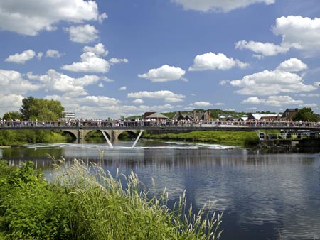 castleford-bridge-by-mcdowellbenedetti-6080704-mcdowell-benedetti.jpg