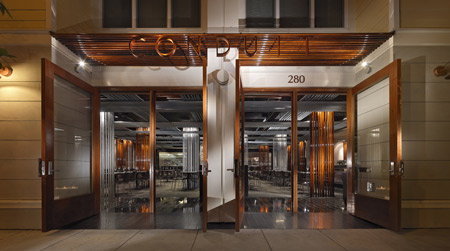 conduit-restaurant-by-stanley-saitowitz-0801306.jpg