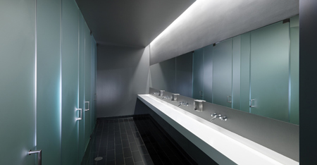 conduit-restaurant-by-stanley-saitowitz-0801307.jpg