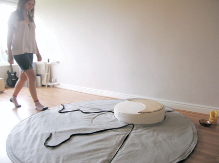 naoko-kanehira-at-new-designers-rug-new-designers-300pix.jpg