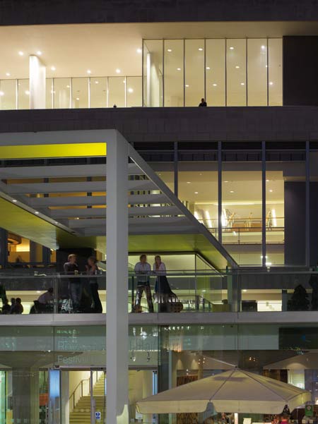 royalfestivalhall08hcdenn.jpg