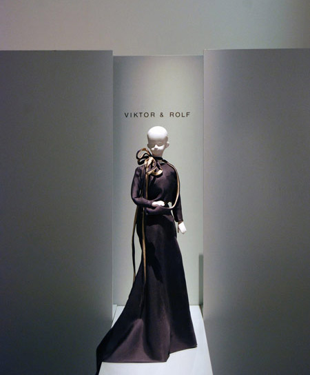 the-house-of-viktor-rolf-15.jpg