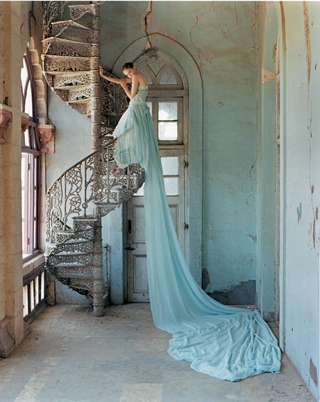 tim-walker-at-design-museum-pictures-2.jpg