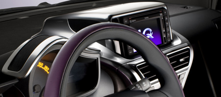 toyota-iq-t8_iq08_car_gal22_770_tcm28.jpg