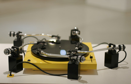 yuri-suzuki-turntable2.jpg