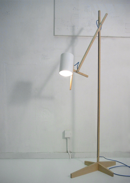 2scantling-lamp-floor-8-s.jpg