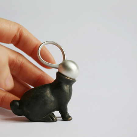 a-secret-friend-by-tithi-kutchamuch-tithirabbit-ring1.jpg