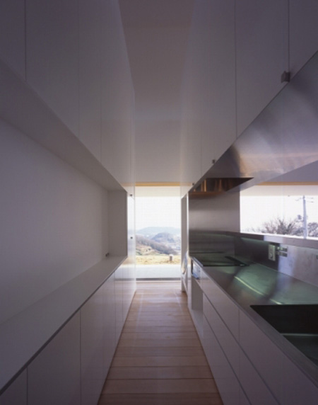 atelier-in-ushimado-by-tezuka-architects-057-032s.jpg