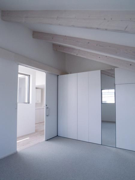 lightwell-house-by-kimizuka-architects-ak5.jpg