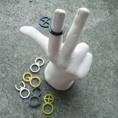 revolver-stickets-ringsight_dzeen.jpg