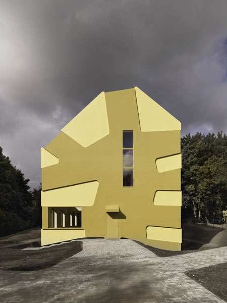 homehaus-by-j-mayer-h-architects-and-sebastian-finckh-jmayerh_homehaus_05.jpg