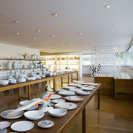 patricia-urquiola-2-installation-shot.jpg