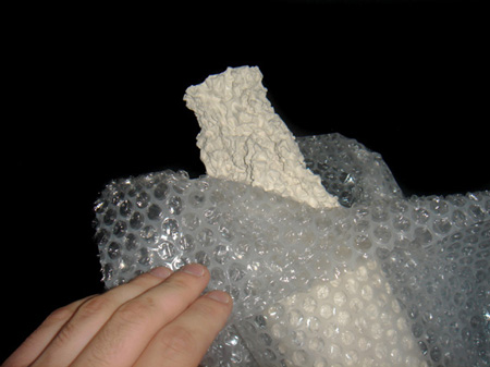 caged-message-vases-by-alexis-themistocleous-making-of-the-caged-_44f4ab.jpg