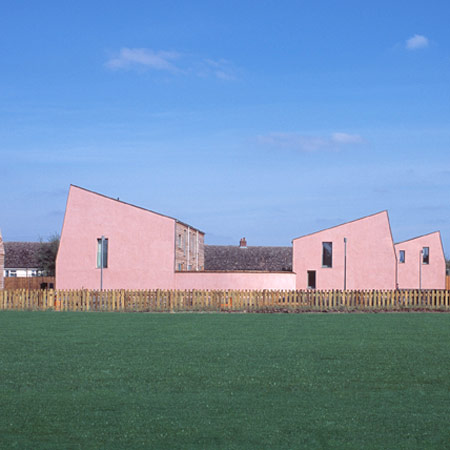 eco-minimal-housing-by-mikhail.jpg