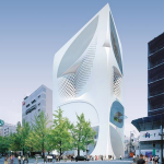 smallsqu1_flagship-louis-vuitton.jpg