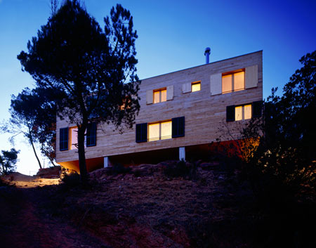 casa-205-by-h-arquitectes-205_08.jpg