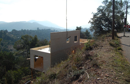 casa-205-by-h-arquitectes-3205_dalt.jpg