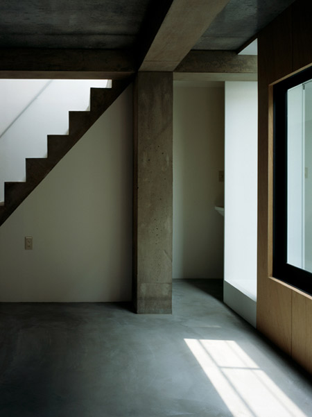 column-and-slab-house-by-ft-architects-132f.jpg