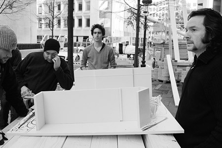 construction-the-sequence-by-arne-quinze-12.jpg