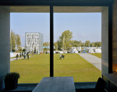 nordwesthaus-by-baumschlager-eberle-chr03_1002.jpg