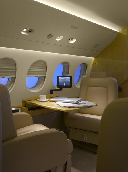netjets-7x-fleet-by-norman-foster-4.jpg