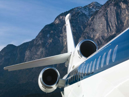 netjets-7x-fleet-by-norman-foster-6-7x-exterior-images-6.jpg
