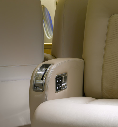 netjets-7x-fleet-by-norman-foster-8.jpg