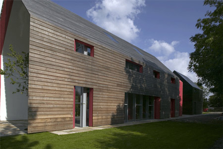 sliding-house-by-drmm-sh_extdseries01-7_34x23_300.jpg