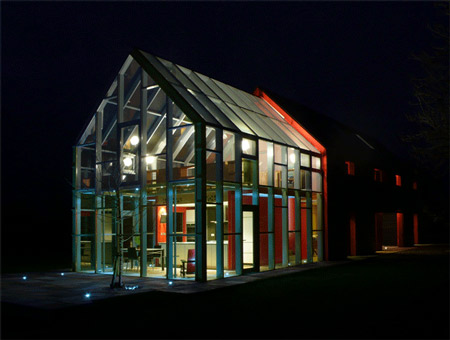 sliding-house-by-drmm-sh_extn02_26x20_300_rr.jpg