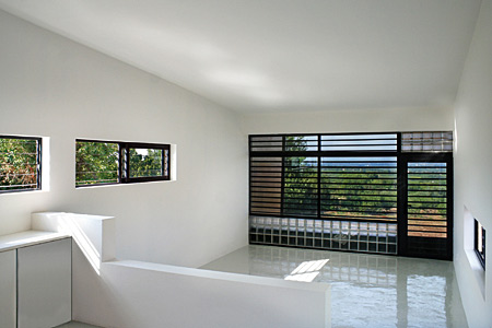 split-rotate-by-nicos-kalogirou-nicos-kalogirou-07.jpg