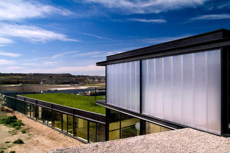 xavier-vilalta-outside-day.jpg
