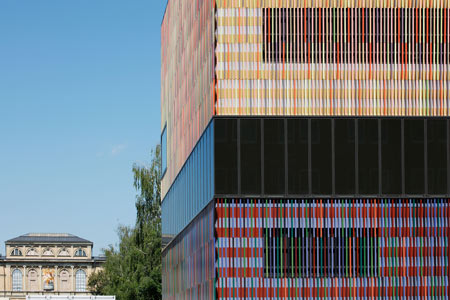 brandhorst-museum-by-sauerbruch-hutton-26743_57830.jpg