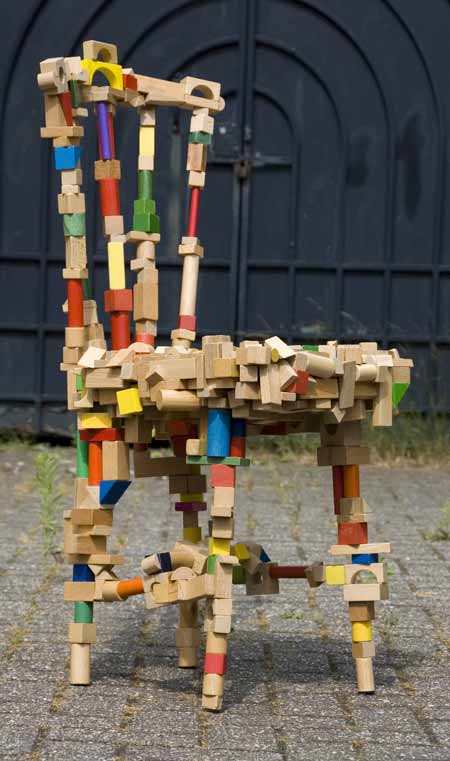 brickchair-by-pepe-heykoop-door.jpg