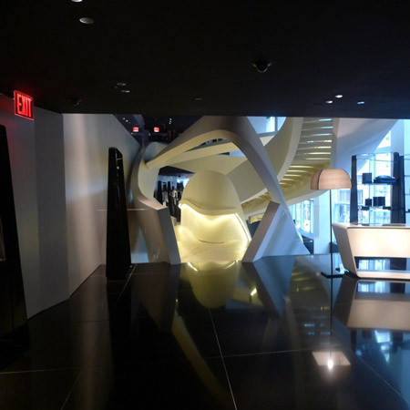 fuksas_armani_102_sq.jpg