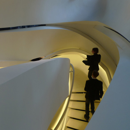 fuksas_armani_117_sq.jpg